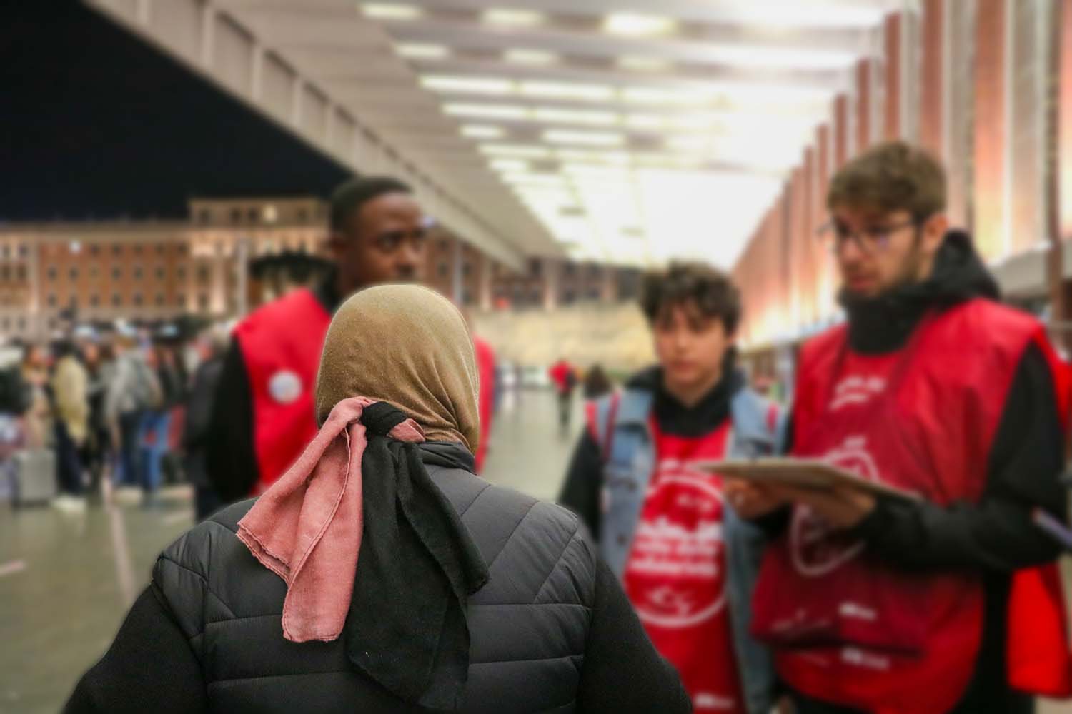 _Volontari alla Stazione Termini_